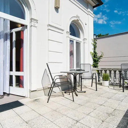 Hotell Zvonarna